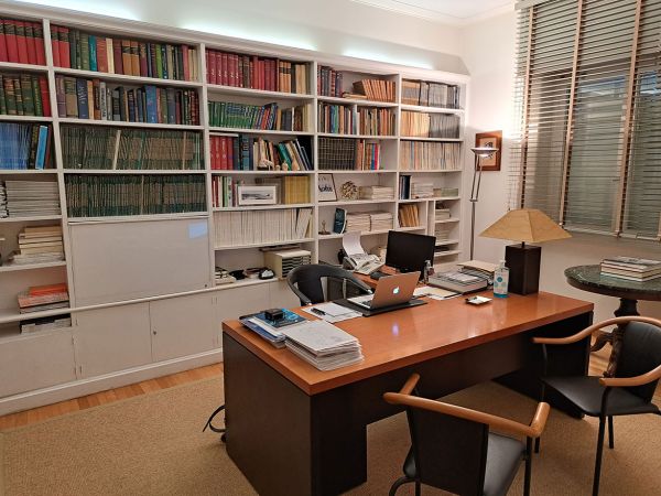 Χώρος Ιατρείου του Ουρολόγου Δελλή Αθανάσιου